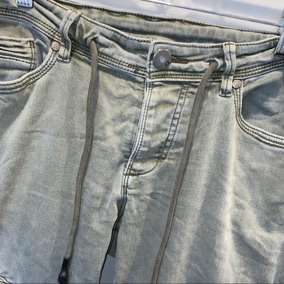 Pants - Picture 3 of 4